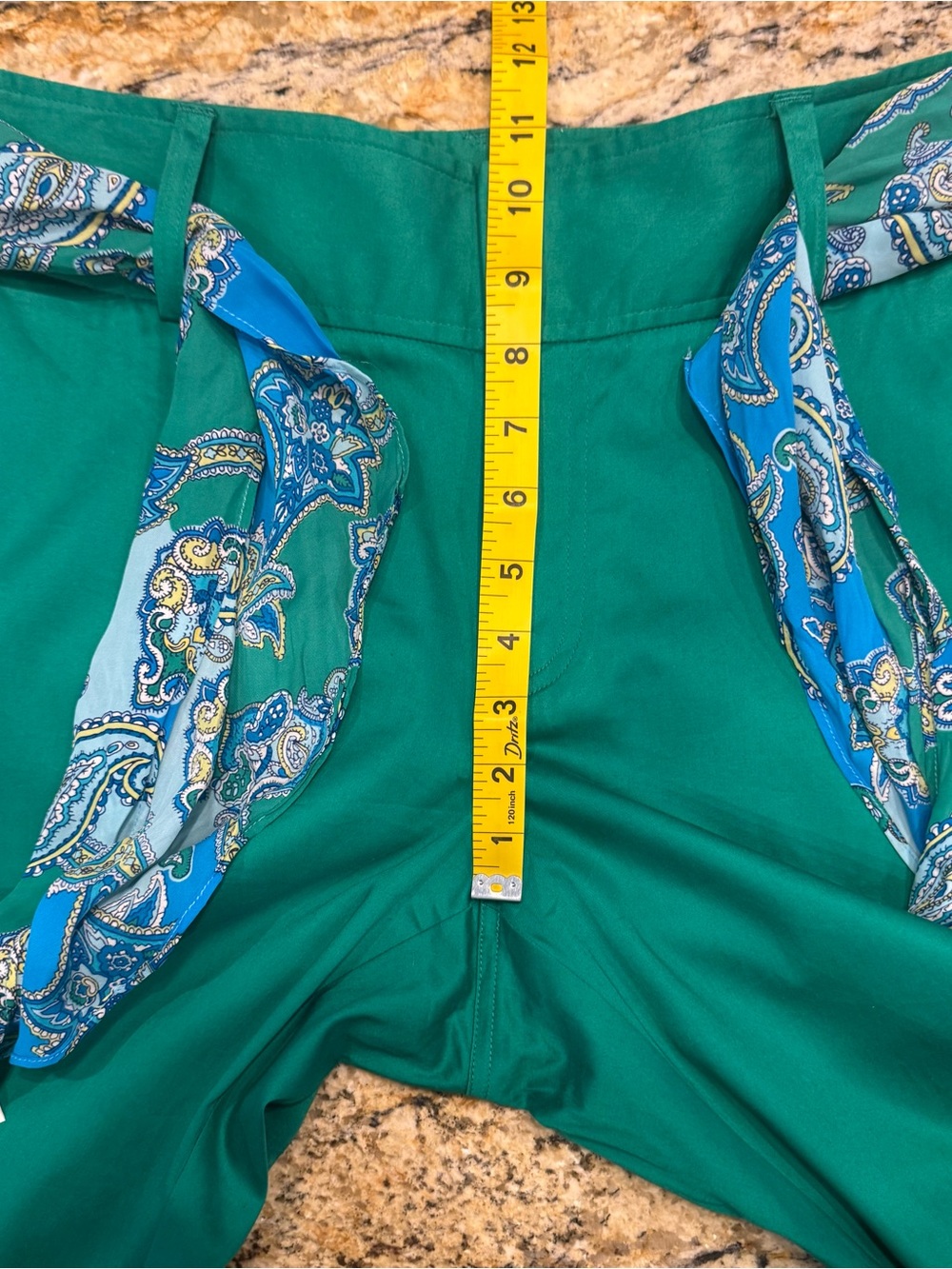 Liz Claiborne Women's Audra Capri Crop Pants Size 14 Green Scarf Belt - Picture 6 of 6